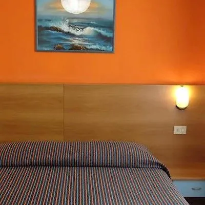 Hotel Amendola Fiera Милан