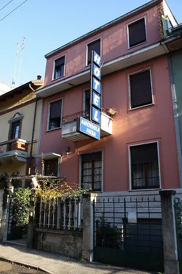 Hotel Amendola Fiera Milán