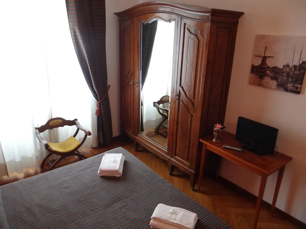 Hotel Amendola Fiera Milán